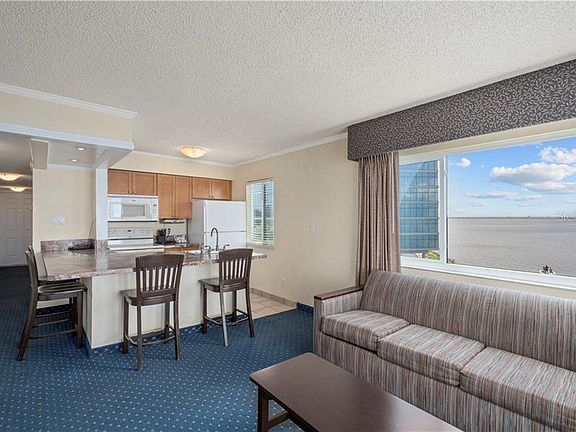 4th image of 2506 N Rocky Point Dr #454