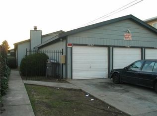 9433 Peach St, Oakland, CA 94603