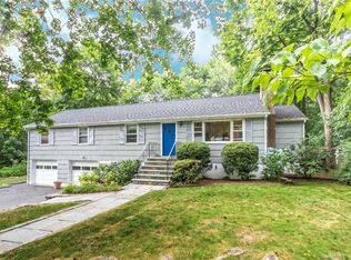 9 Sheffield Rd, Norwalk, CT 06853