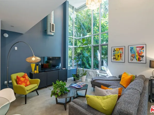 1120 N El Centro Ave APT 5, Los Angeles, CA 90038