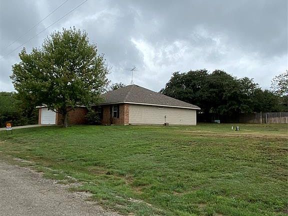 2nd image of 2212 Snake River Dr