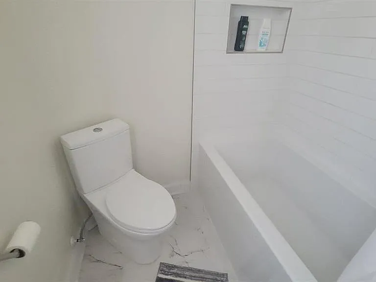 1005 Duke Ave — Photo 14