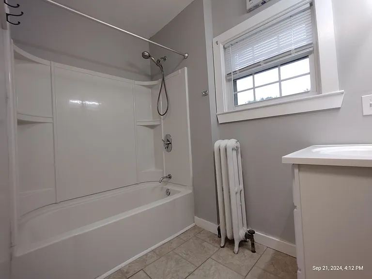 60 Washington St #1 — Photo 12