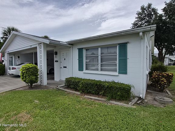 2nd image of 2204 Orange Blossom Ln