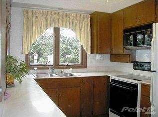 2001 Markham St, Manitowoc, WI 54220