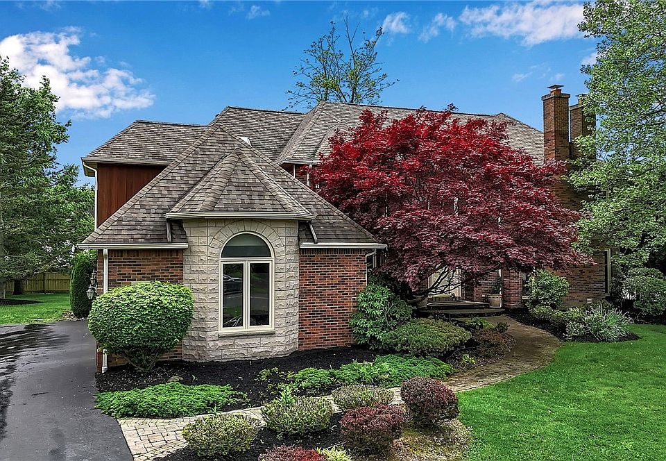 1st image of 8395 Black Walnut Dr