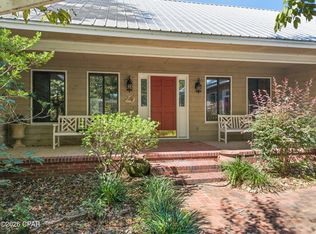 2825 Jackson Bluff Rd, Marianna, FL 32446