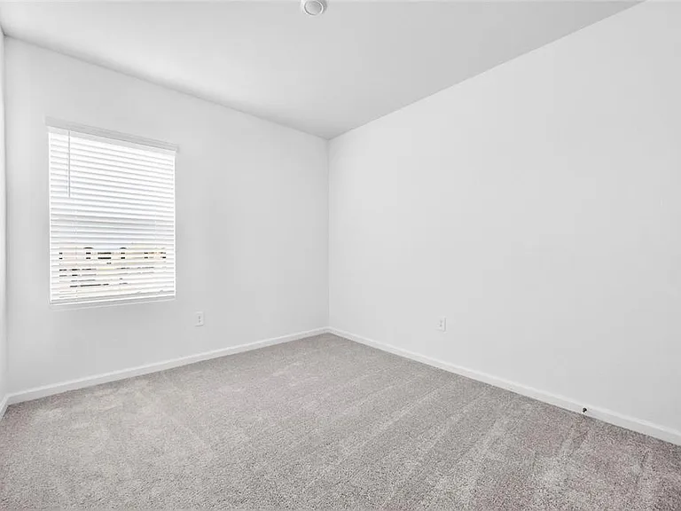 5577 Fiona Ln — Photo 28