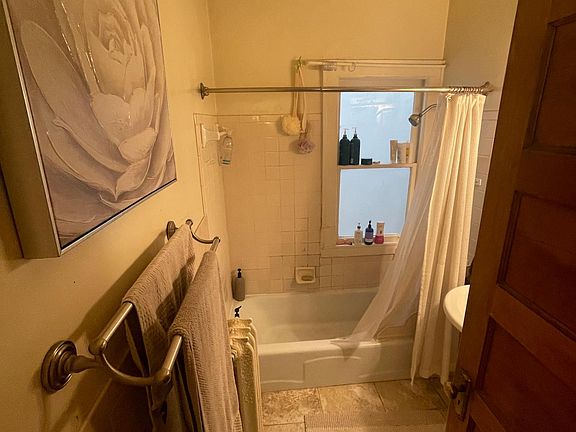 5th image of 2628 44th St W #2A