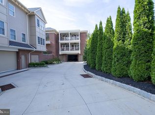 156 N Clinton St, Doylestown, PA 18901