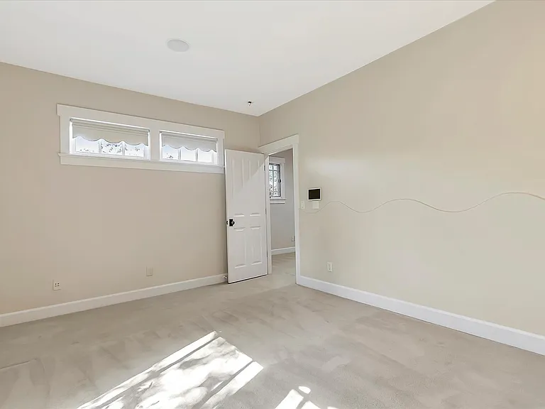 121 Boyer Ln — Photo 27