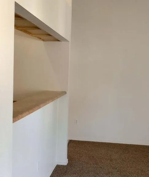 Vessey Park Apartments — Photo 37