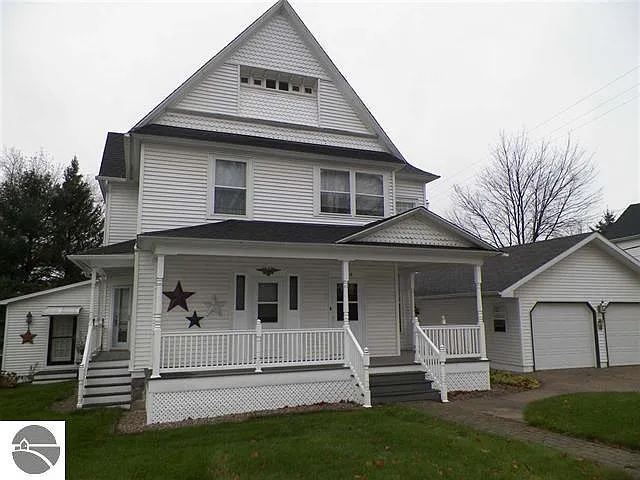 104 S Neilson St photo 1