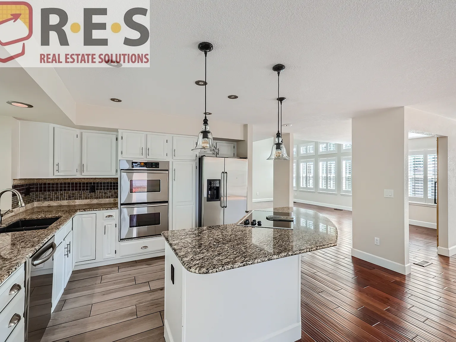 5 bed, 3167 sqft, $3,795 — Photo 4