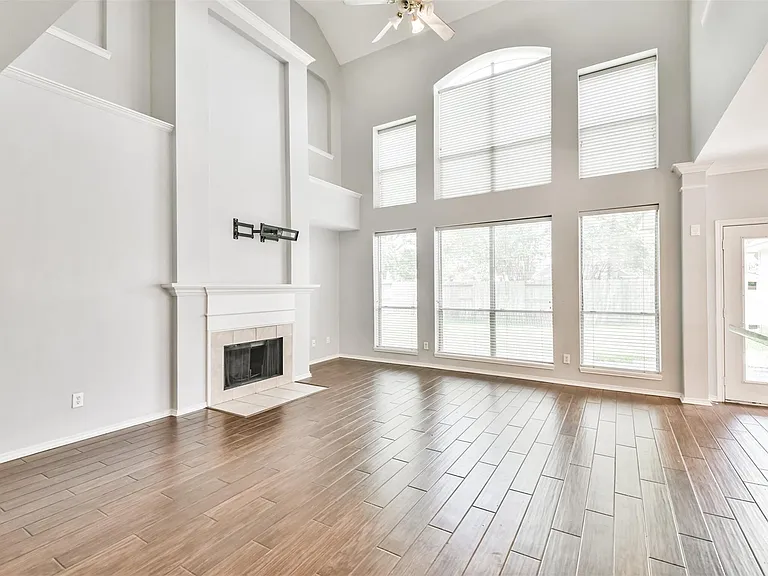 18802 Half Volley Cir — Photo 11