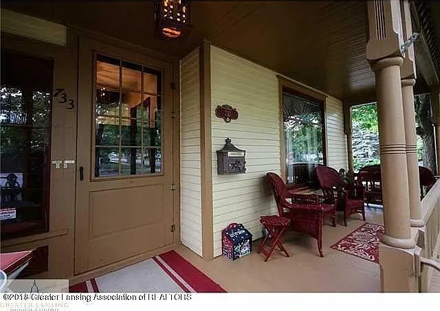 733 Seymour Ave #B — Photo 2