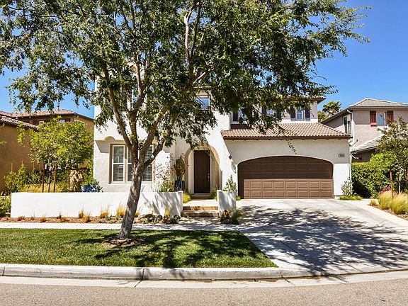 2nd image of 24331 El Molina Ave