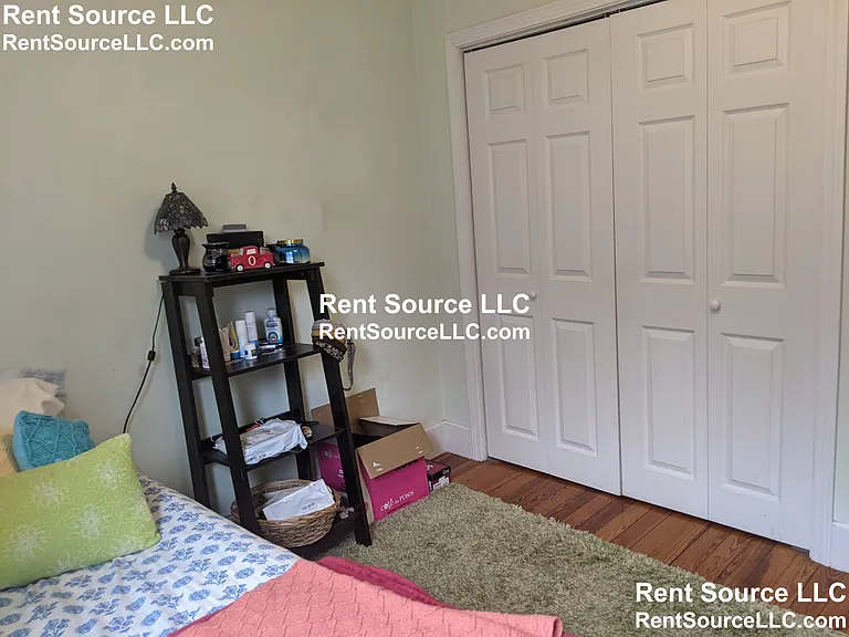 138 W Adams St — Photo 18