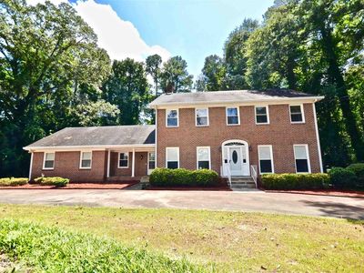 2253 Carriage Dr, Morrow, GA, 30260