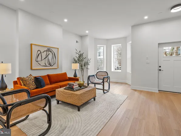 226 W Rittenhouse St, Philadelphia, PA 19144