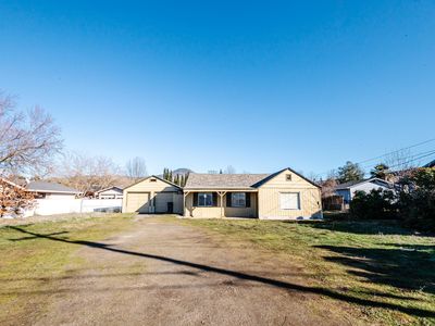 1764 Springbrook Rd, Medford, OR, 97504