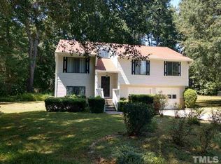 5201 Pine Dr, Raleigh, NC 27606