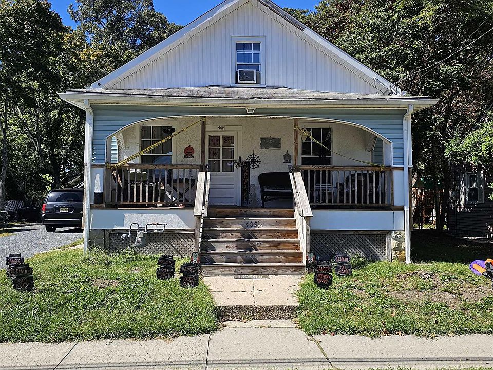 1st image of 409 Pitney Rd