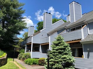 2 Spring Hill Ave APT 15, Norwalk, CT 06850