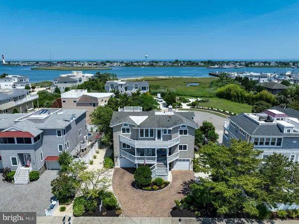 49 Sunset Blvd, Beach Haven, NJ 08008