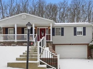 525 Greenbriar Ave, New Kensington, PA