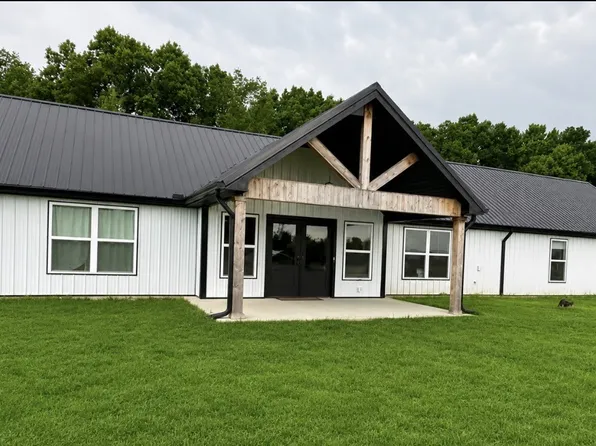 7011 N Pitt Rd, Springfield, TN 37172