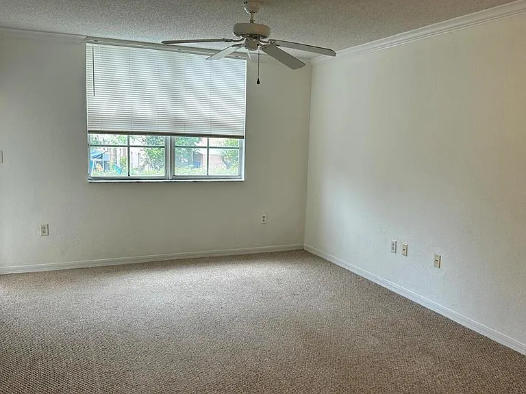 1801 N Flagler Dr #212 — Photo 5
