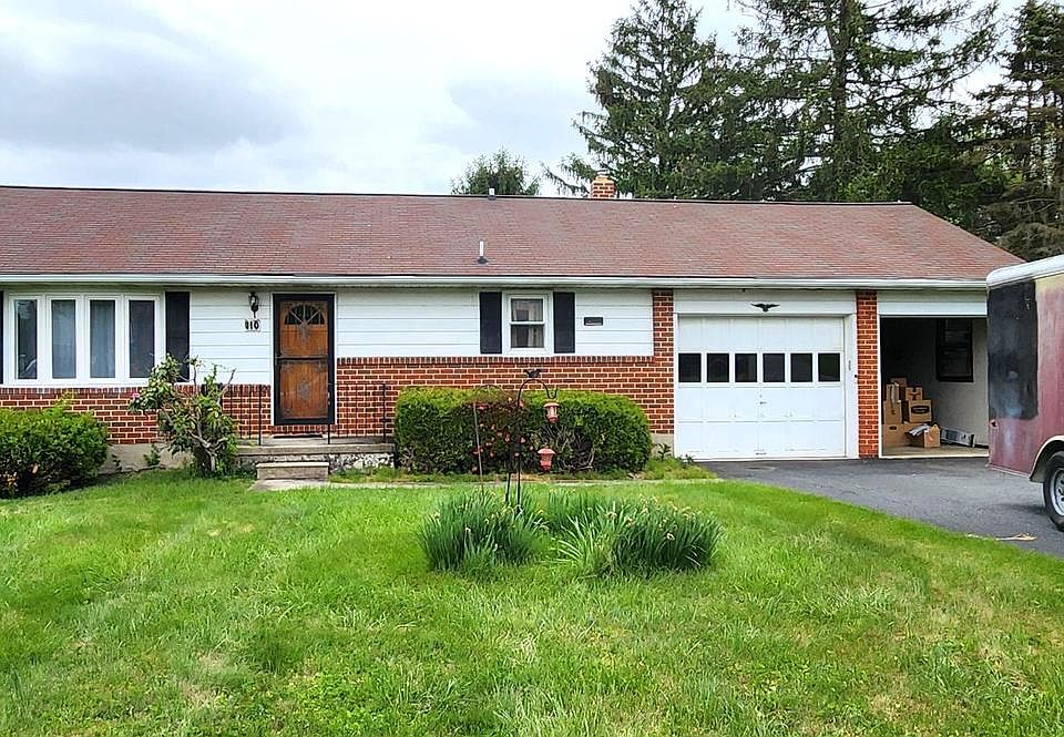 1st image of 110 Crescent Dr