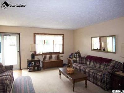 2nd image of 26747 Skyline Dr