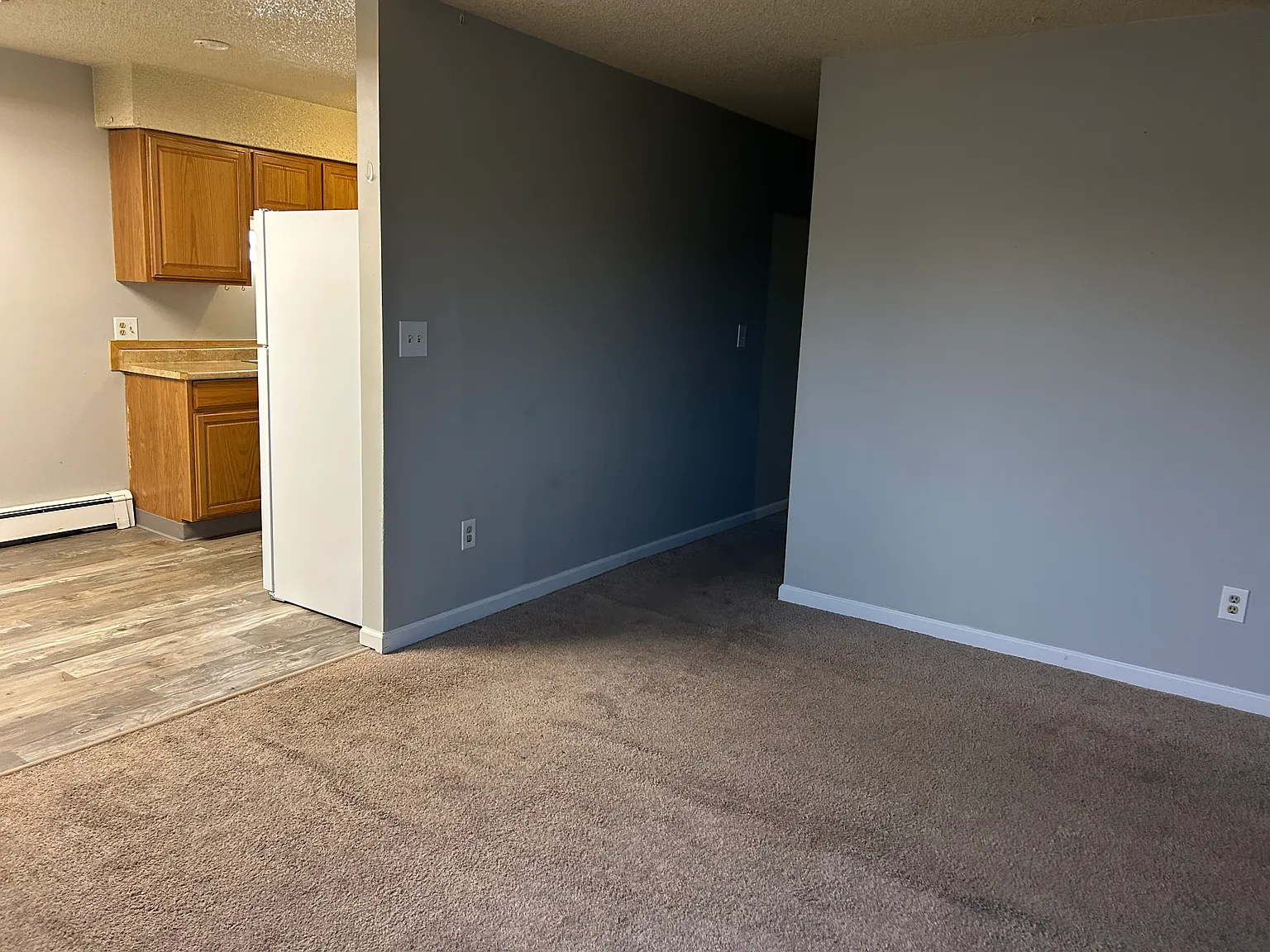 2 bed, 820 sqft, $1,700 — Photo 3