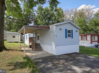 35 Opal Dr, Lititz, PA 17543