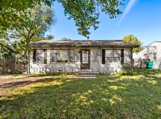 2210 W Crawford St, Wichita, KS 67217