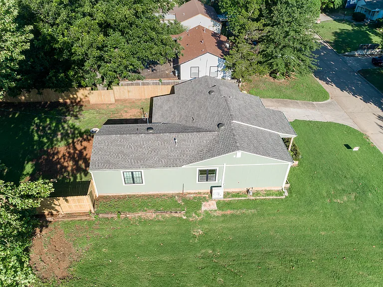 807 W Bennett Dr — Photo 36