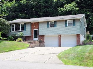 127 Merrick Rd, Cambridge, OH 43725