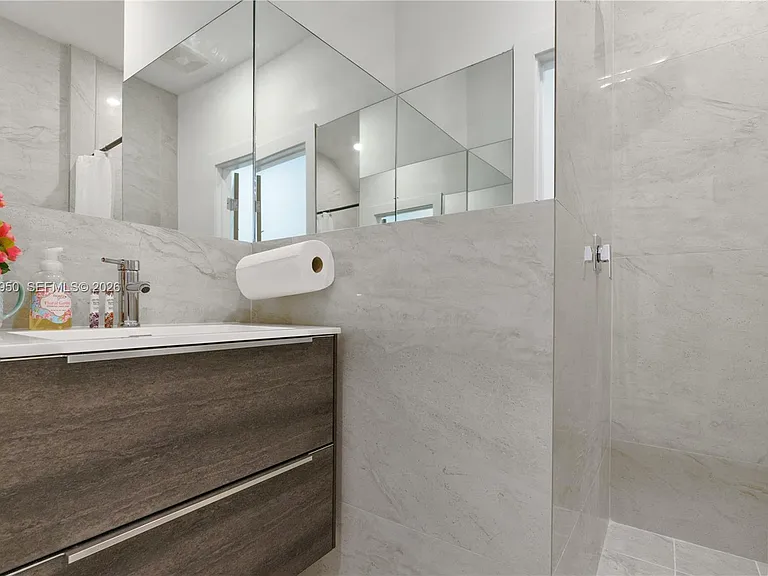 2889 SW 33rd Ave #2889 — Photo 12