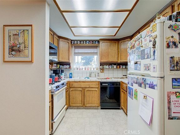 4th image of 1625 Sheldon Dr