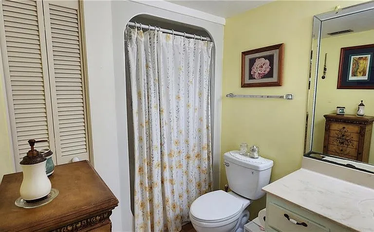 109 Georgetown Blvd #109 — Photo 17