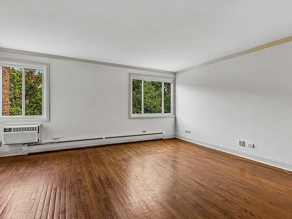 3rd image of 777 Hinman Ave APT 35
