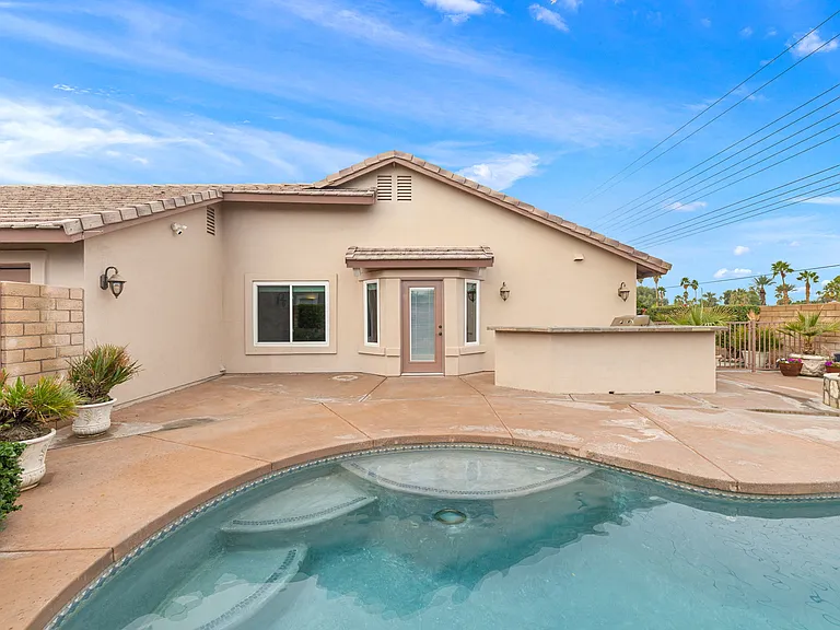 44030 Mariposa Ct — Photo 25