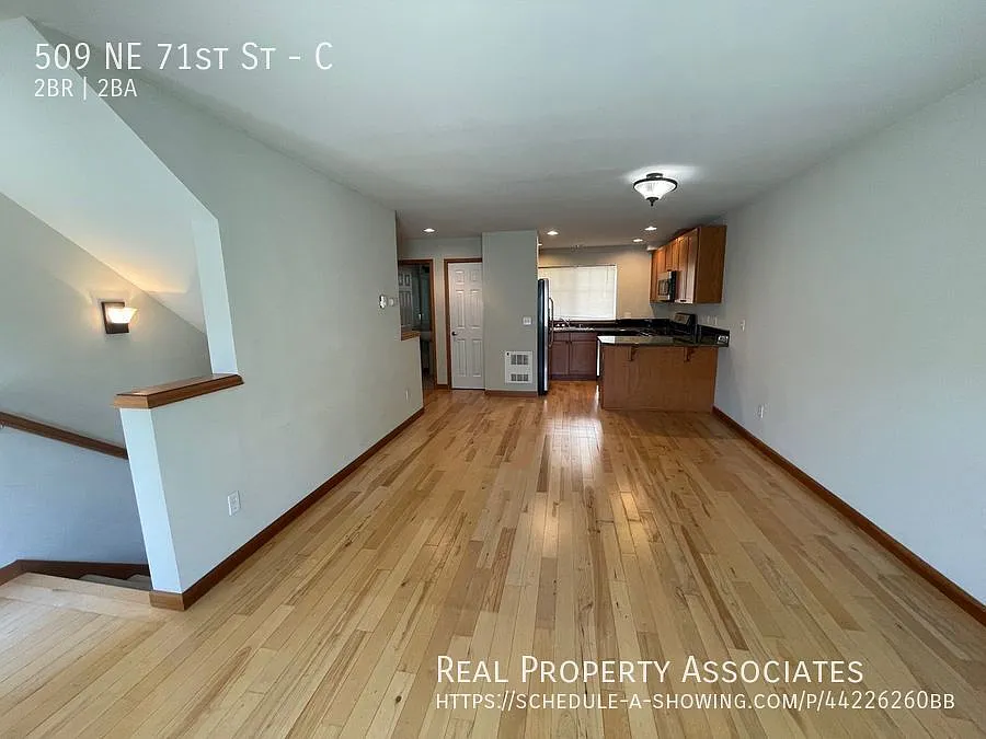 Greenlake Townhouse — Photo 4