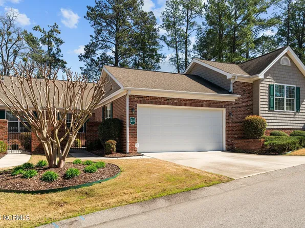 210 Lighthorse Circle, Aberdeen, NC 28315