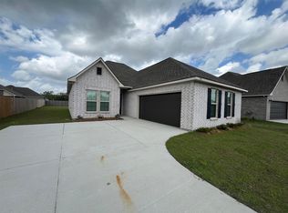 198 Owl Dr, Houma, LA 70364