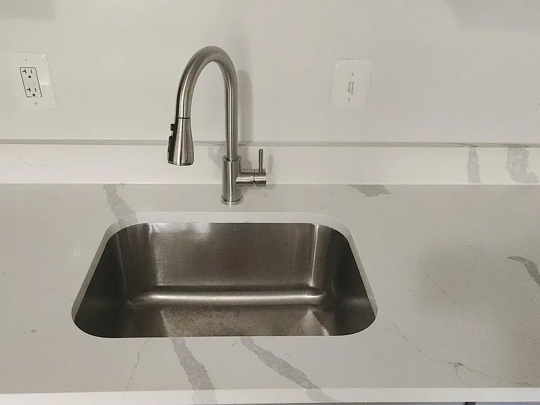 920 Madison St NW #301 — Photo 5