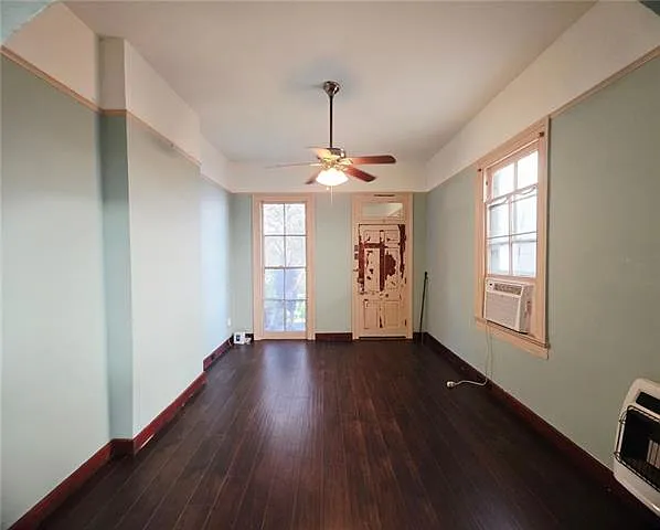 2 bed, 1.0 bath, 750 sqft, $1,000 — Photo 2
