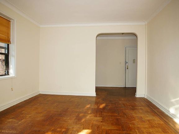 3rd image of 1536 51st St APT D3